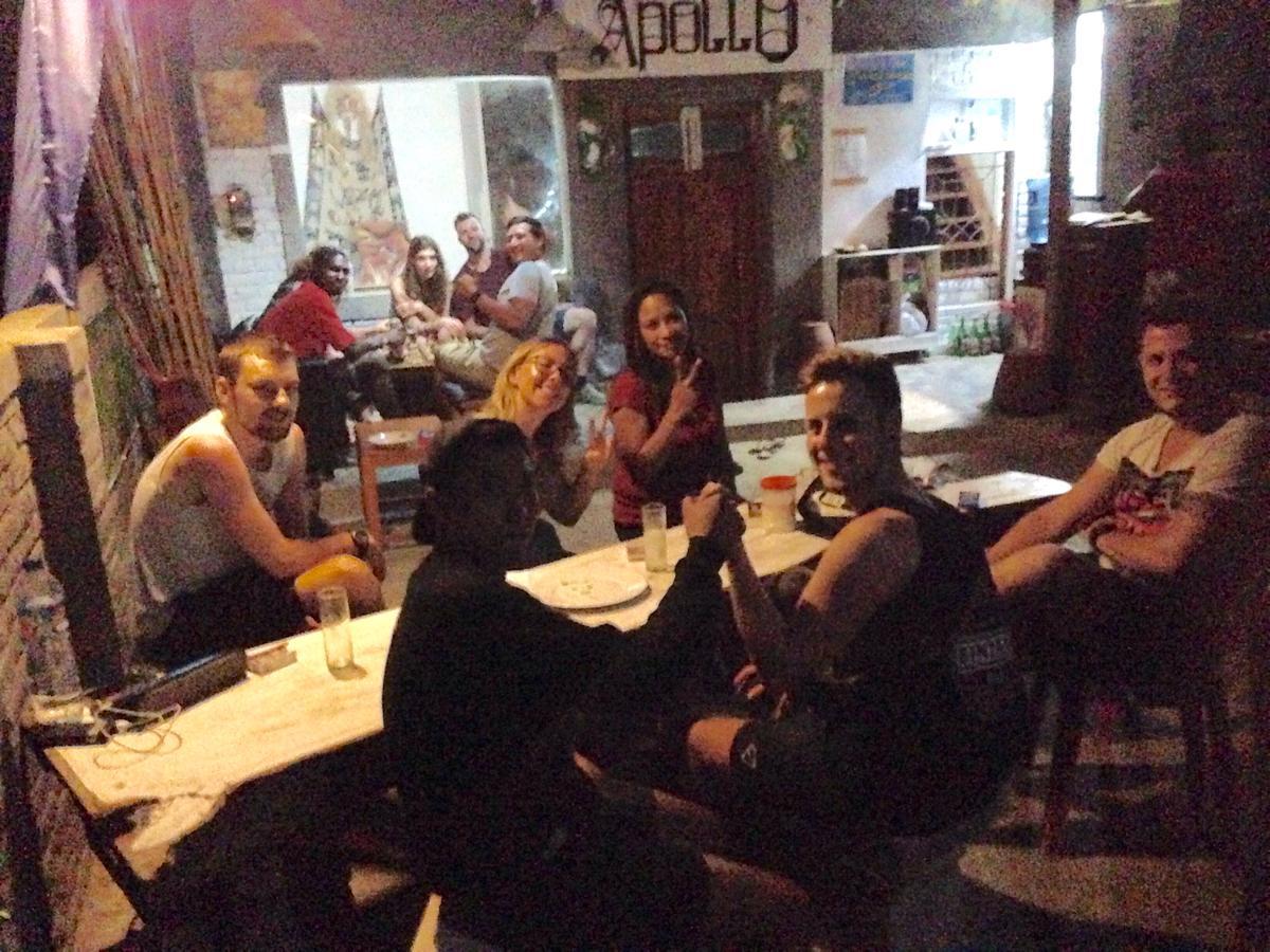 Apollo Hostel ロヴィーナ エクステリア 写真