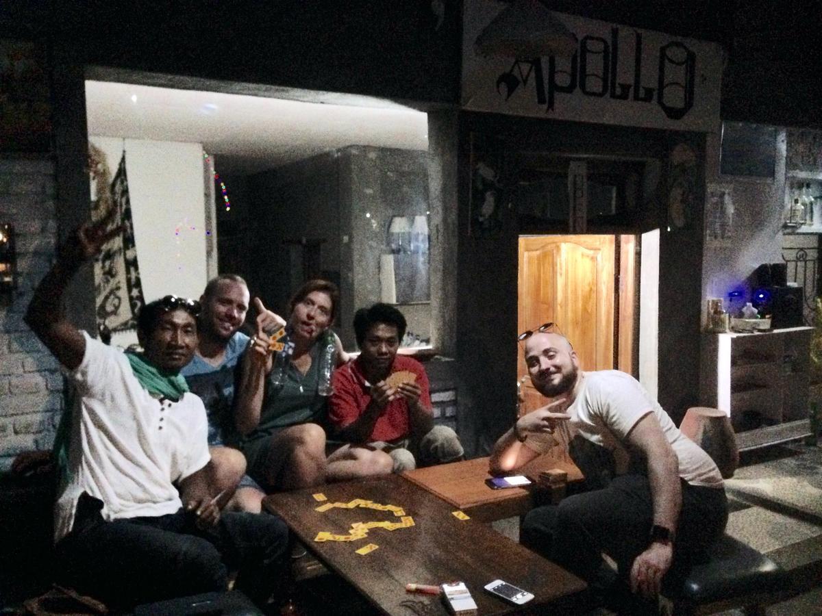 Apollo Hostel ロヴィーナ エクステリア 写真