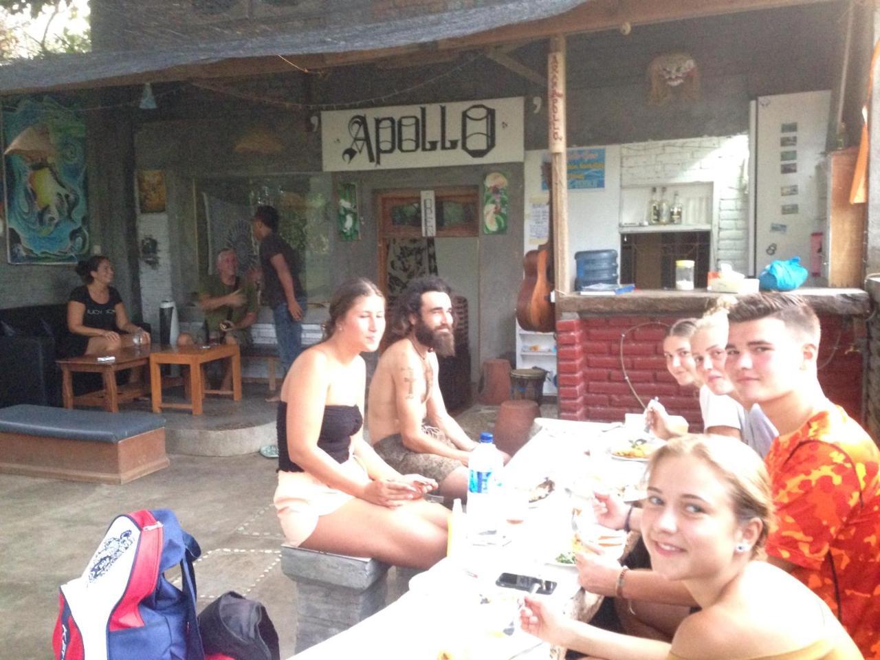 Apollo Hostel ロヴィーナ エクステリア 写真