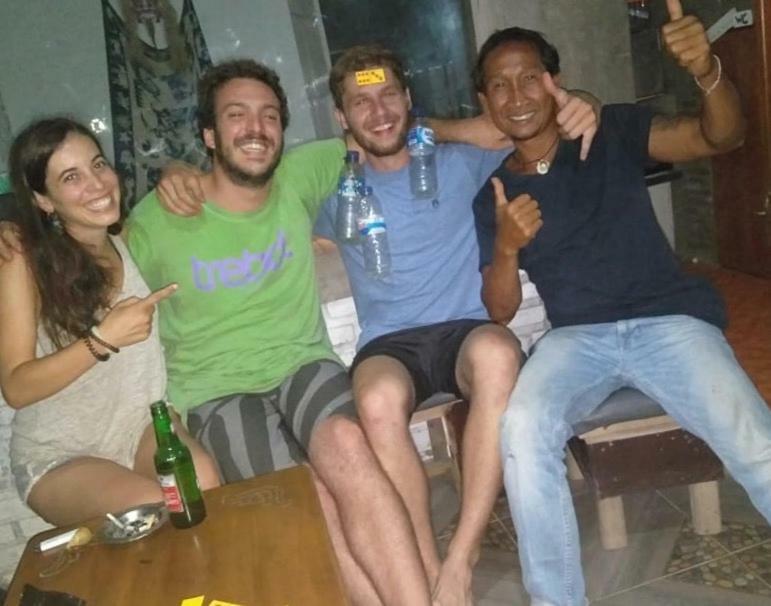 Apollo Hostel ロヴィーナ エクステリア 写真