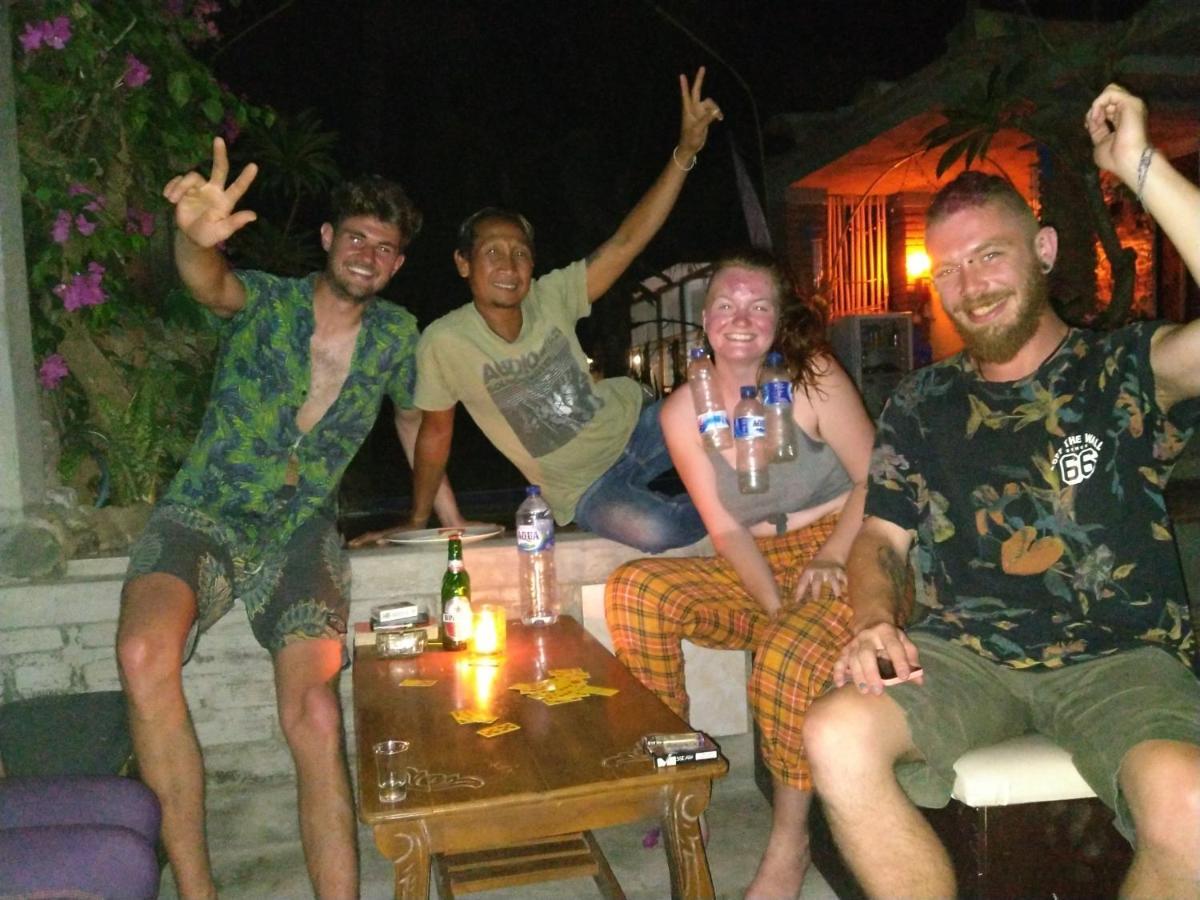 Apollo Hostel ロヴィーナ エクステリア 写真